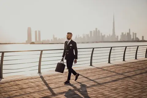 The Wealthiest Bachelors Of America